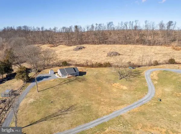 4009 Ridge Rd, QUICKSBURG, VA 22847