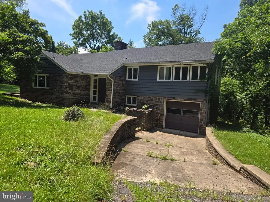 769 S Water St, Woodstock, VA 22664 - Image #3