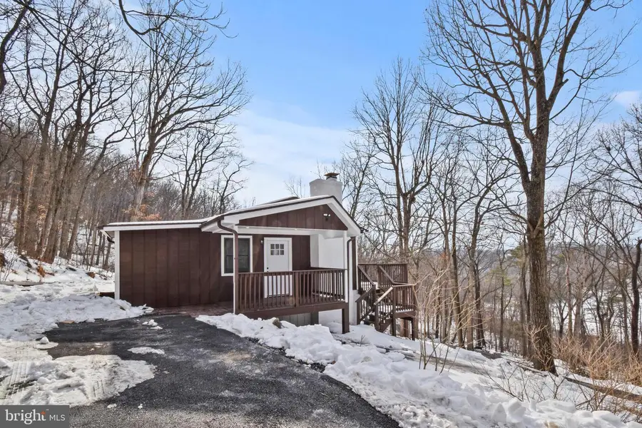 227 Cabin Ln, Mount Jackson, VA 22842 - Image #2