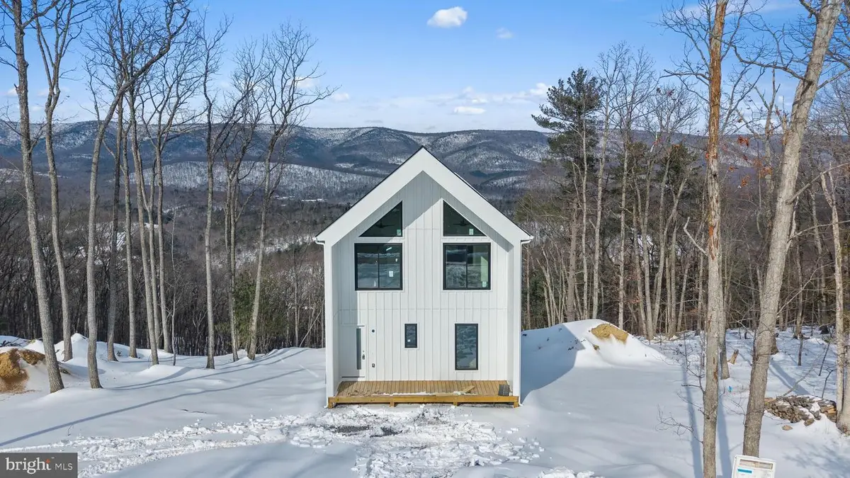 4039 Supinlick Ridge Rd, Mount Jackson, VA 22842 - Image #1