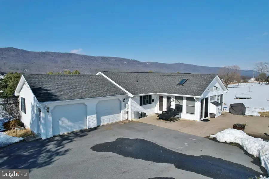 8284 Back Rd, Maurertown, VA 22644 - #2