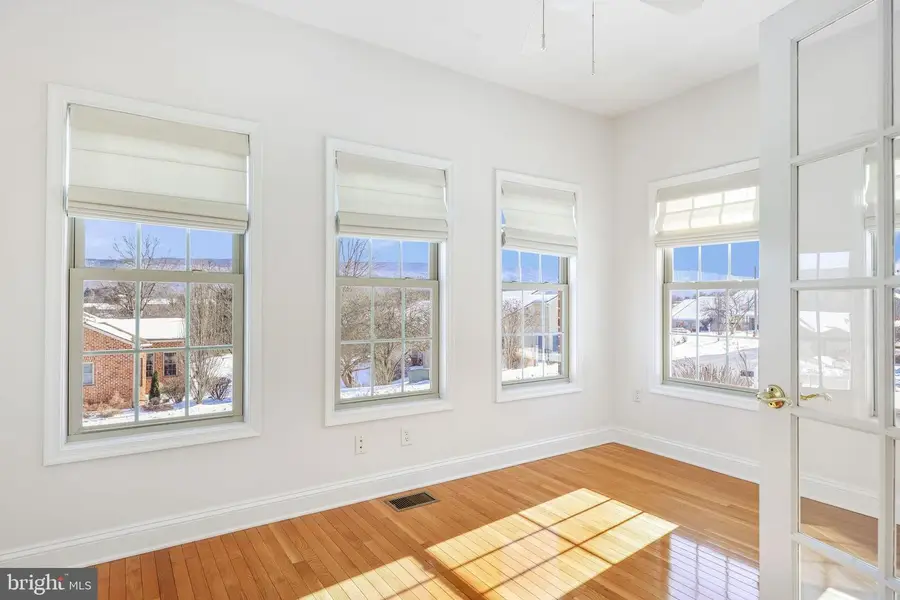 207 Donna Dr, Woodstock, VA 22664 - Image #3