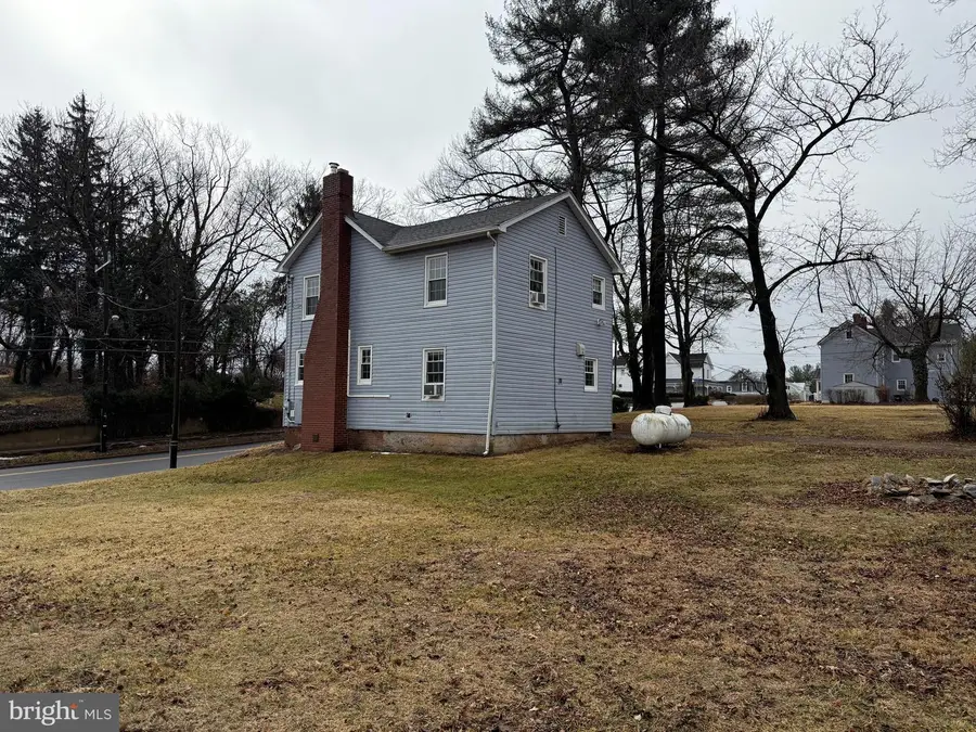 530 S Main St, Woodstock, VA 22664 - #3