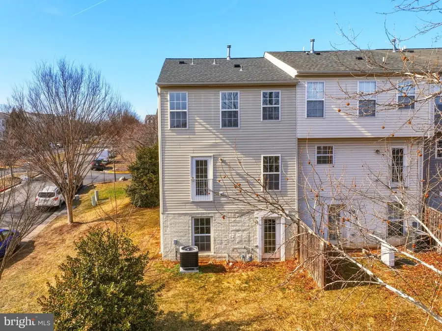 200 Cannon Ct, Strasburg, VA 22657 - #2