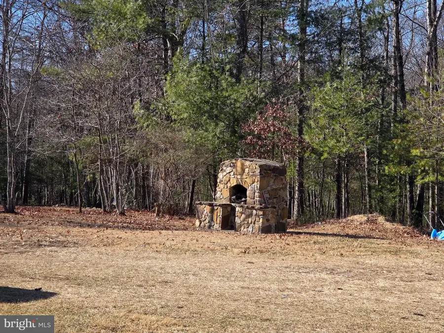 2034 Jerome Rd, Mount Jackson, VA 22842 - #2