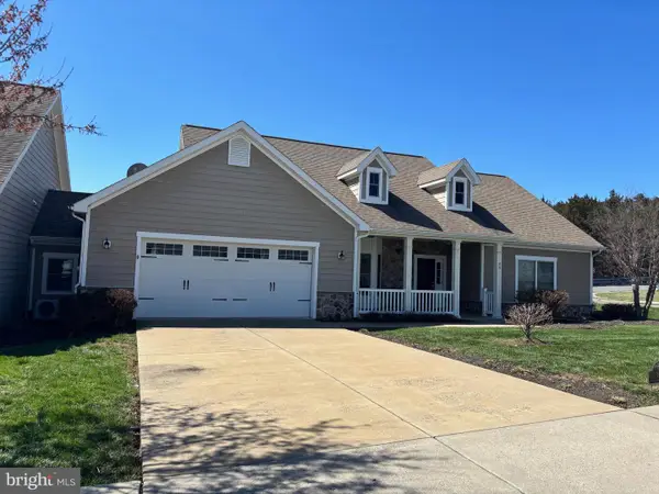 88 Signal Knob Cottage Dr, STRASBURG, VA 22657