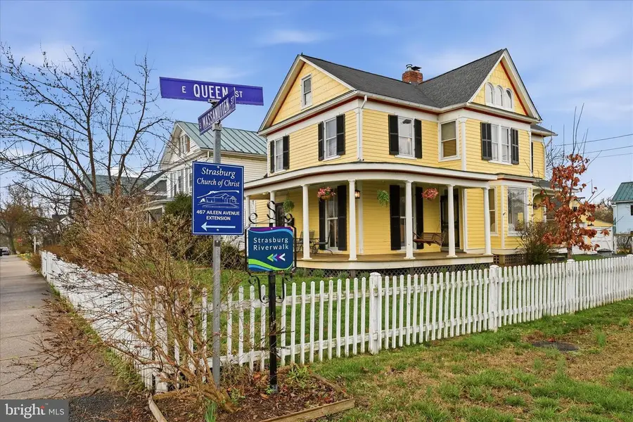 220 S Massanuten St, Strasburg, VA 22657 - #3