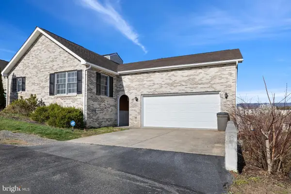 41 Deaken Cir #b-6, STRASBURG, VA 22657