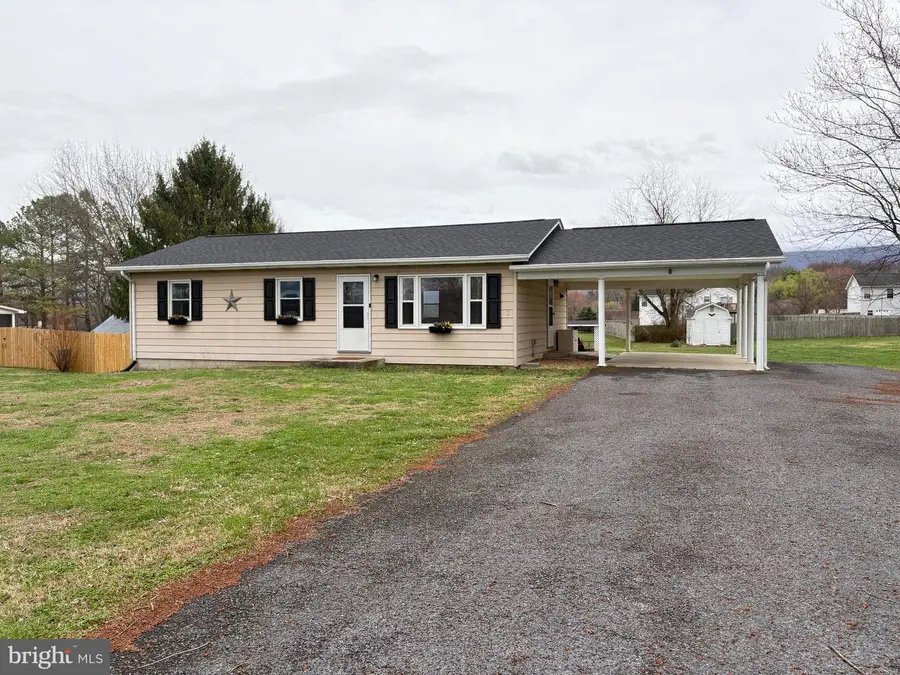 1604 S Ox Rd, Edinburg, VA 22824 - #2