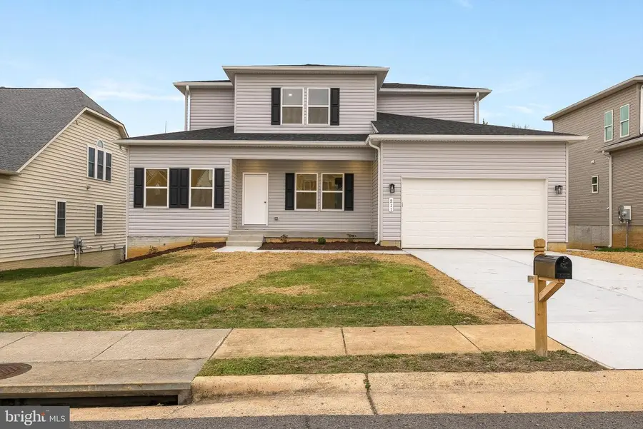 211 Princess Caroline Ct, Edinburg, VA 22824 - #2