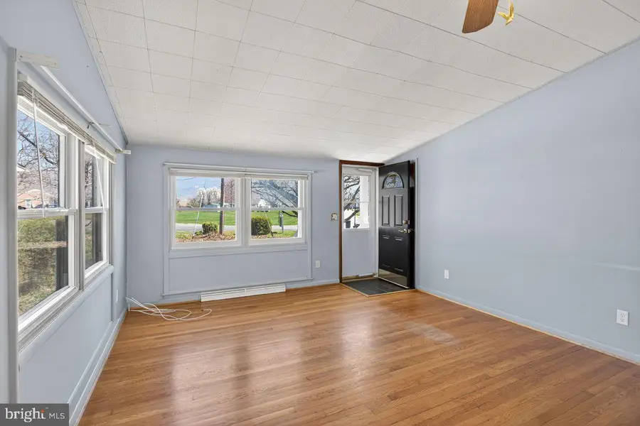 5233 Boxwood Dr, Mount Jackson, VA 22842 - #3