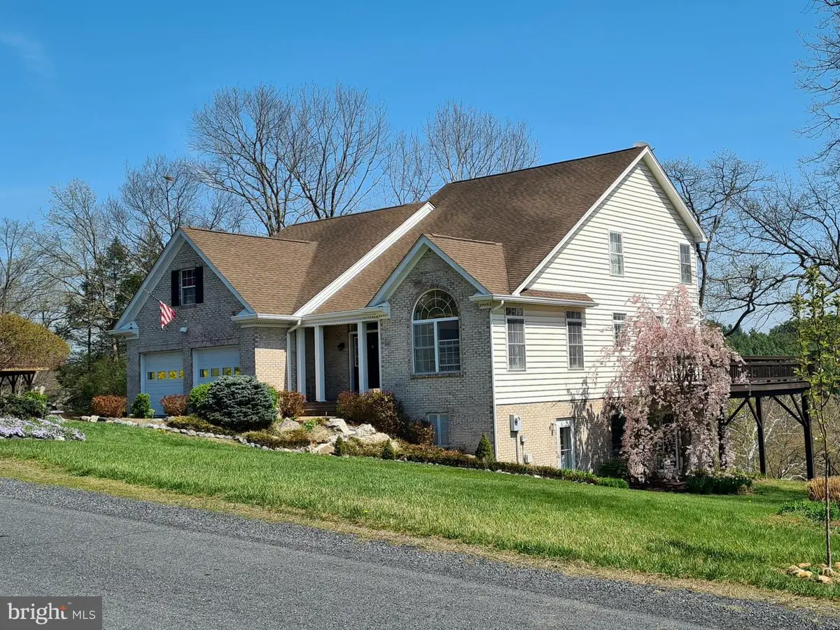 74 Manor Dr, Edinburg, VA 22824 - #1