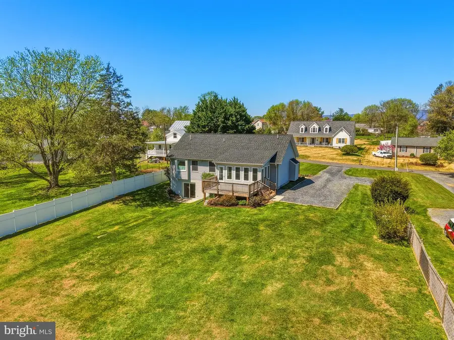 515 Hollingsworth Rd, Woodstock, VA 22664 - #3