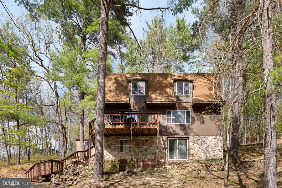 513 Fairway Dr, Basye, VA 22810 - #2