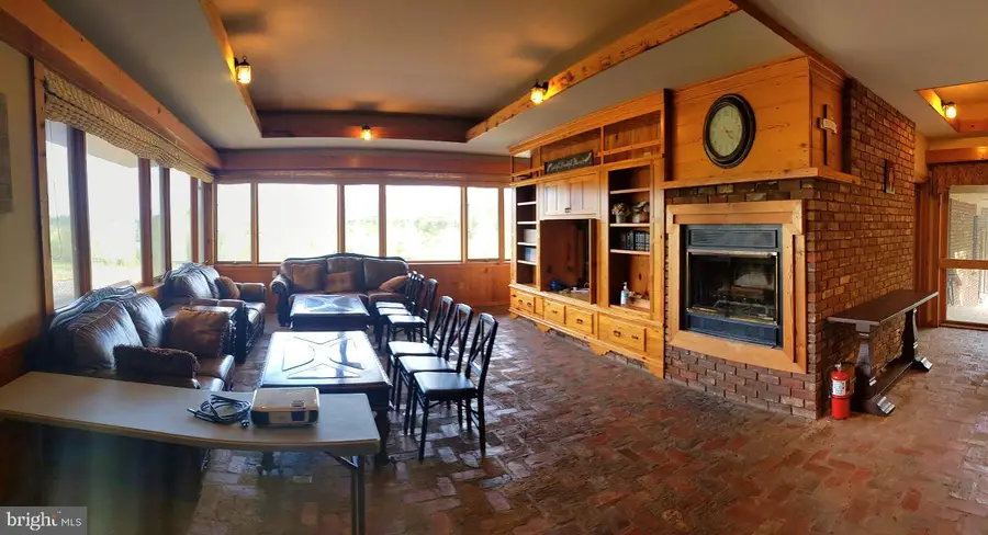 895 Fishers Rd, Toms Brook, VA 22660 - #3