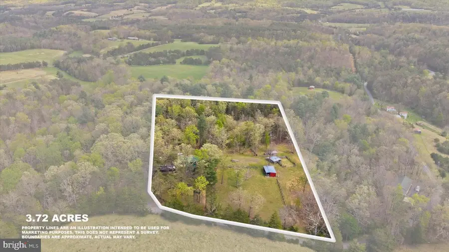 482 Boyer Rd, Fort Valley, VA 22652 - #2