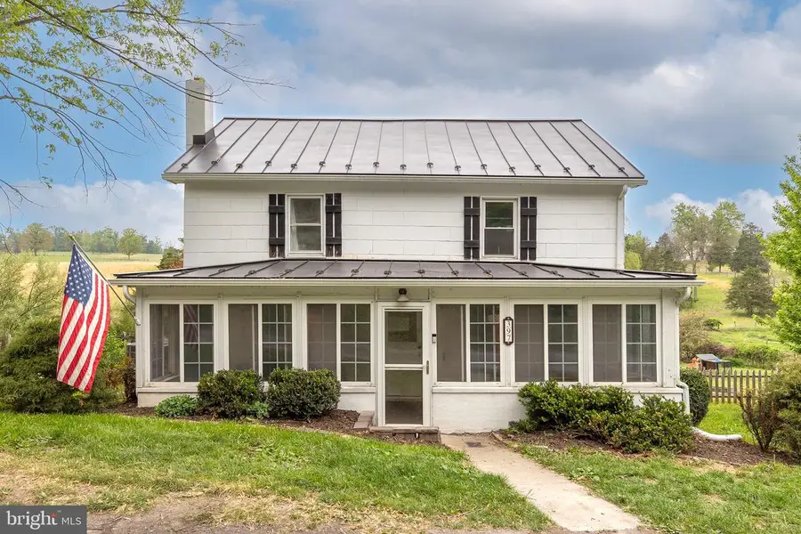 397 Country Brook Rd, Toms Brook, VA 22660 - #3