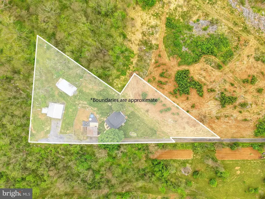 772 Pinewoods Rd, Quicksburg, VA 22847 - #3