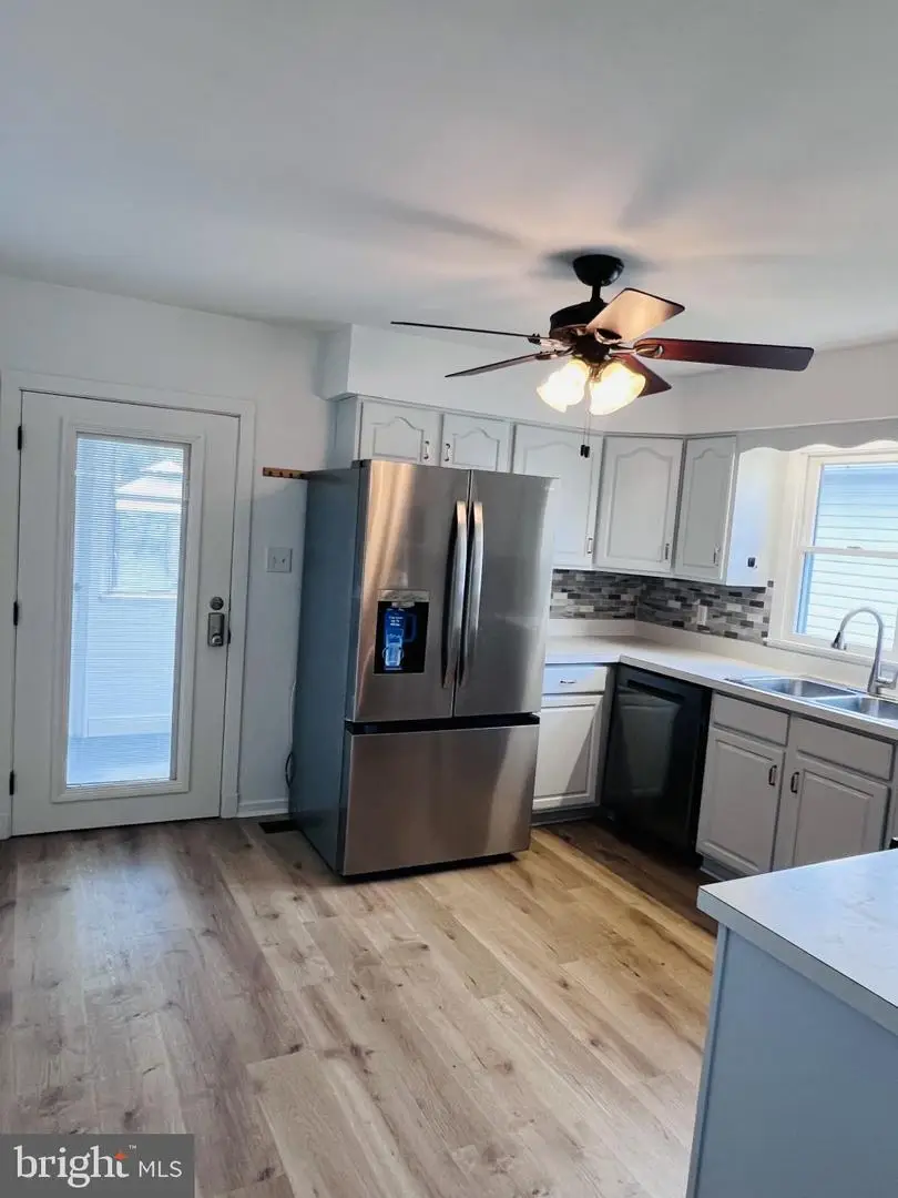 170 N Eberly St, Strasburg, VA 22657 - #3