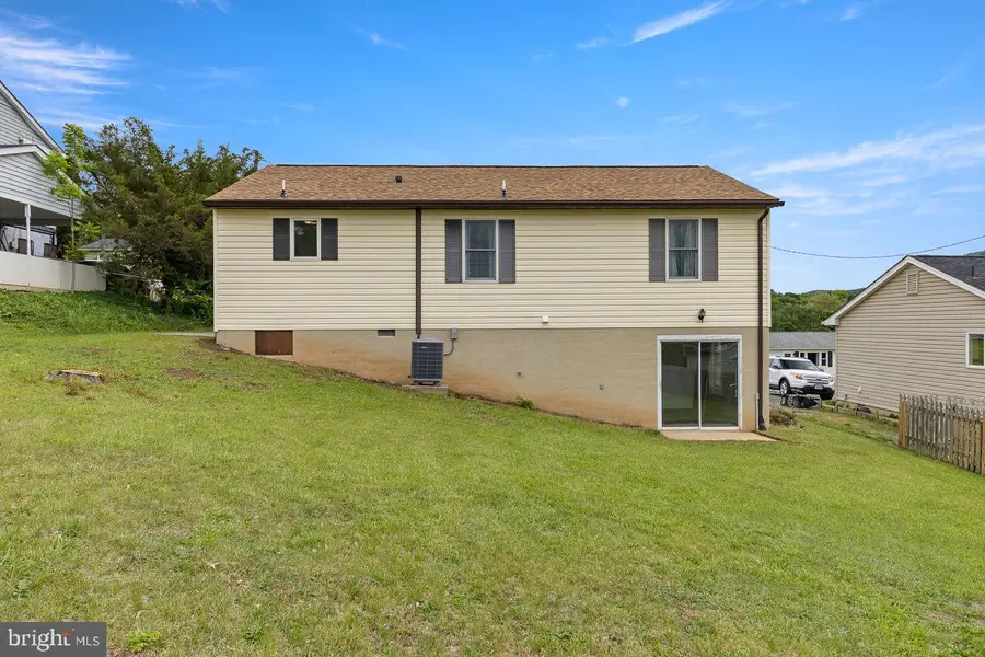 363 Crim Dr, Strasburg, VA 22657 - #3