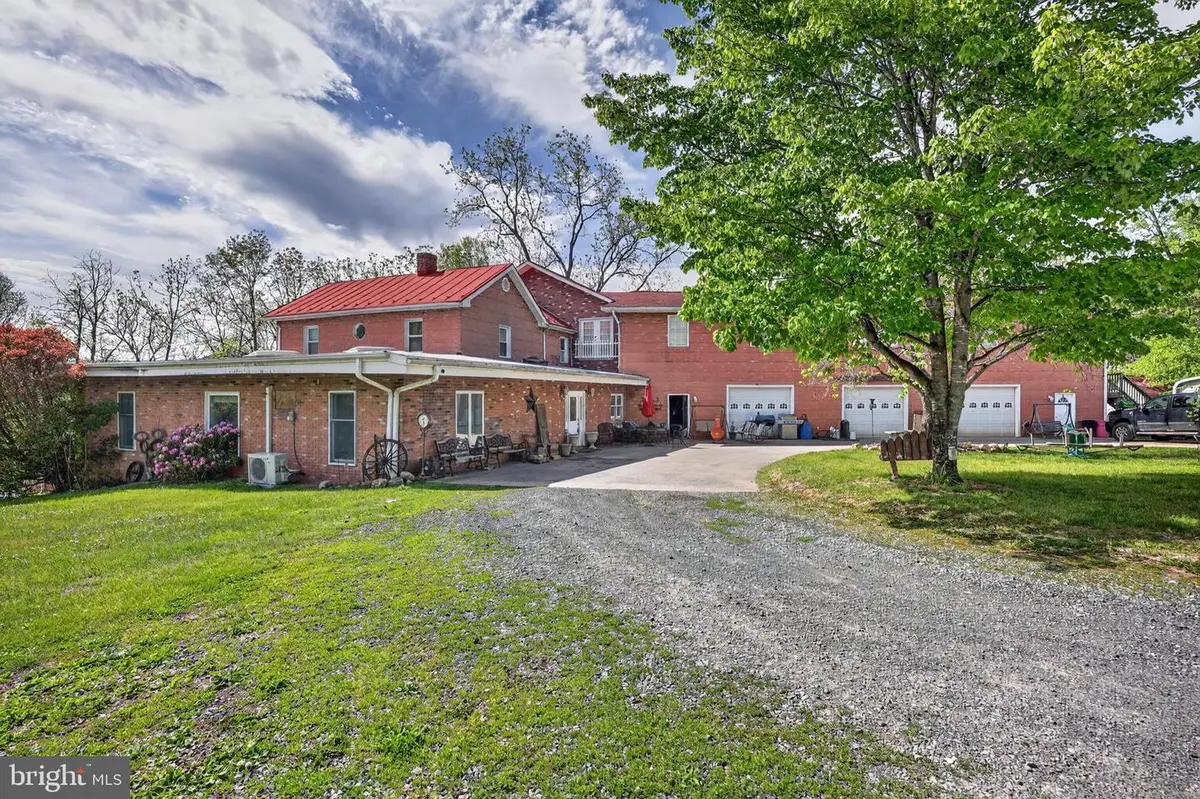108 Homestead Ln, Maurertown, VA 22644 - #1