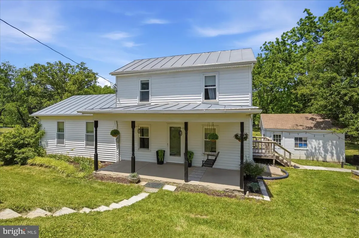 2391 Pine Woods Rd, Quicksburg, VA 22847 - #1