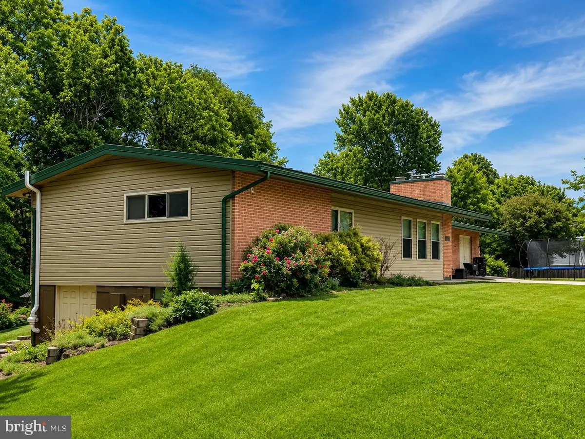 110 Comer St, Edinburg, VA 22824 - #1