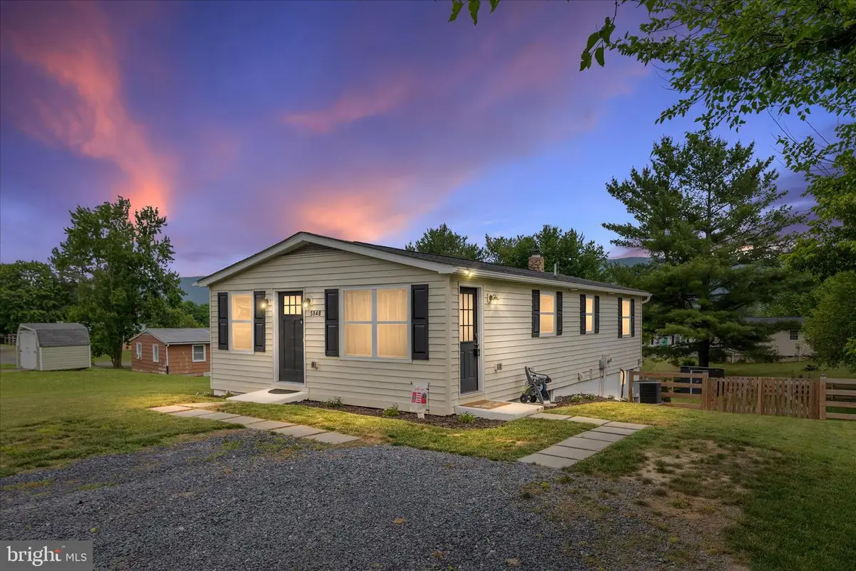 5848 Cardinal St, Mount Jackson, VA 22842 - #1