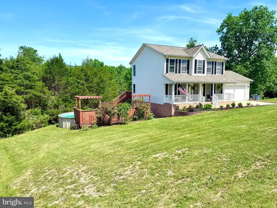 1233 Country Brook Rd, Toms Brook, VA 22660 - #3