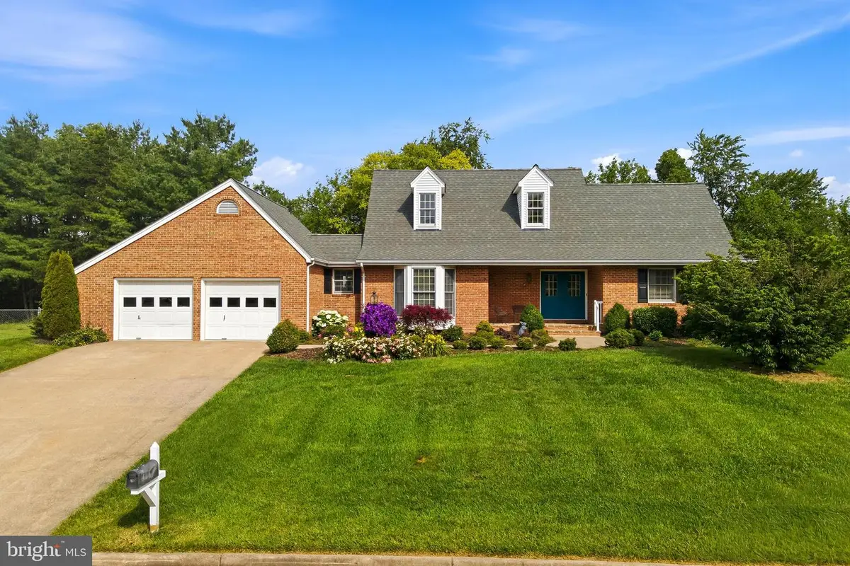 415 Kern St, Woodstock, VA 22664 - #1