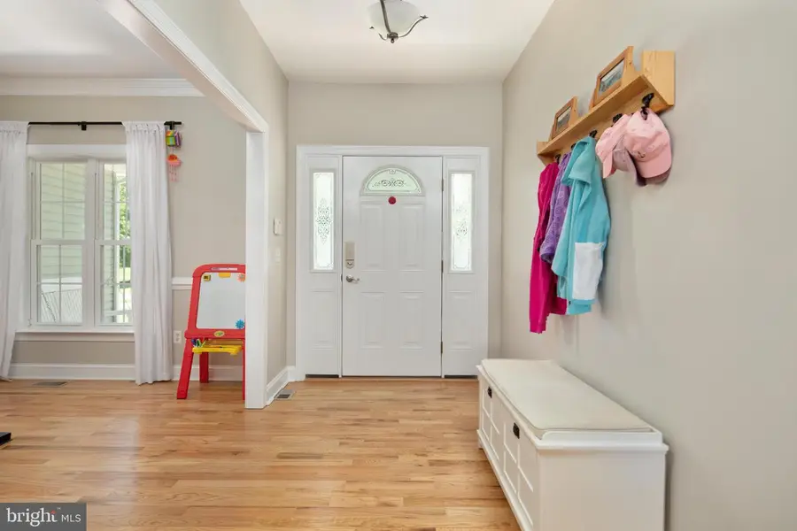 516 Zepp Rd, Maurertown, VA 22644 - #3