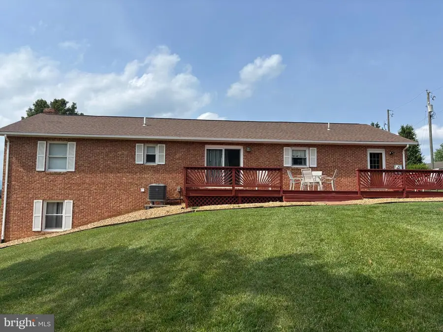 57 Lindsay Ln, Edinburg, VA 22824 - #3