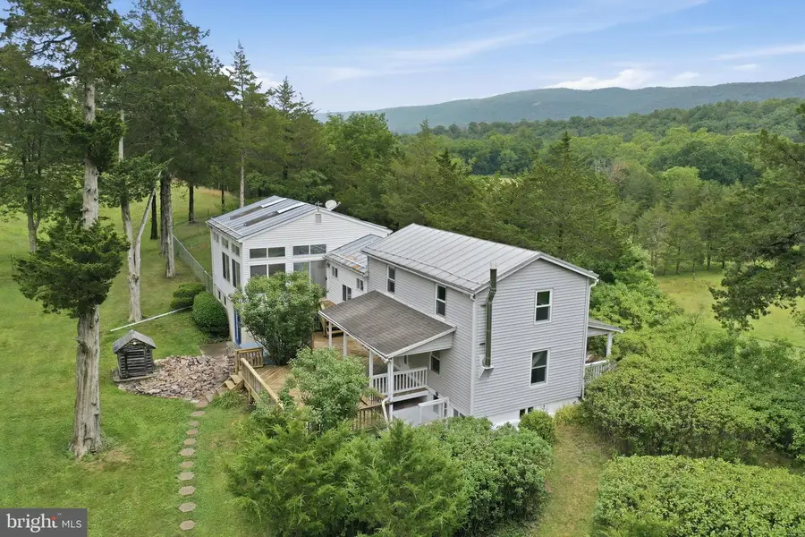 6223 Fort Valley Rd, Fort Valley, VA 22652 - #2