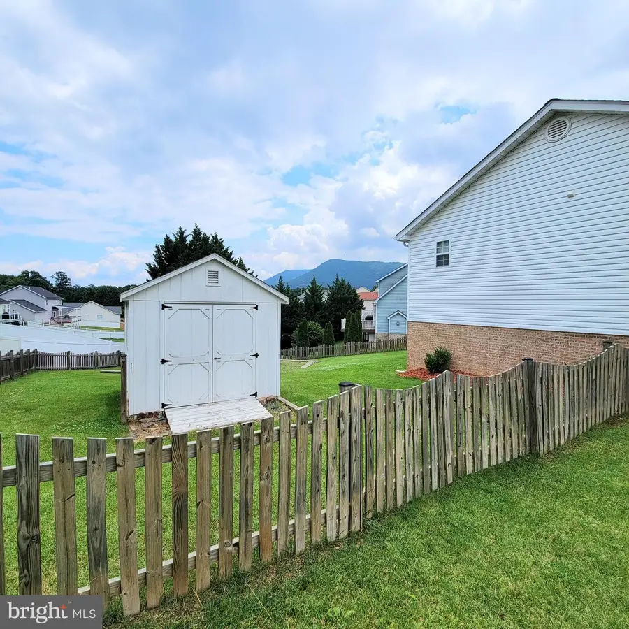 20 Philips Ct, Strasburg, VA 22657 - #2