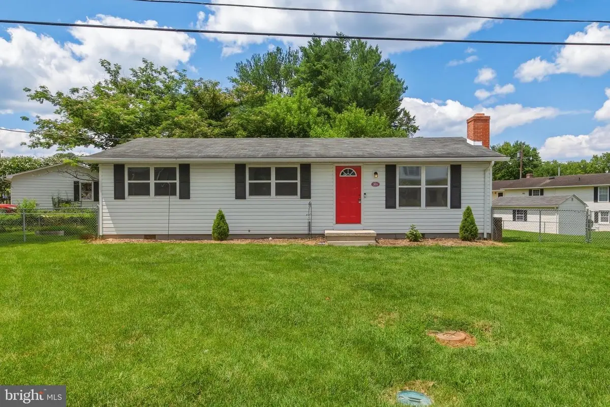 304 Palmyra Rd, Edinburg, VA 22824 - #1
