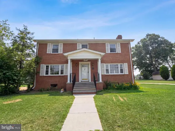 494 Walton St, STRASBURG, VA 22657