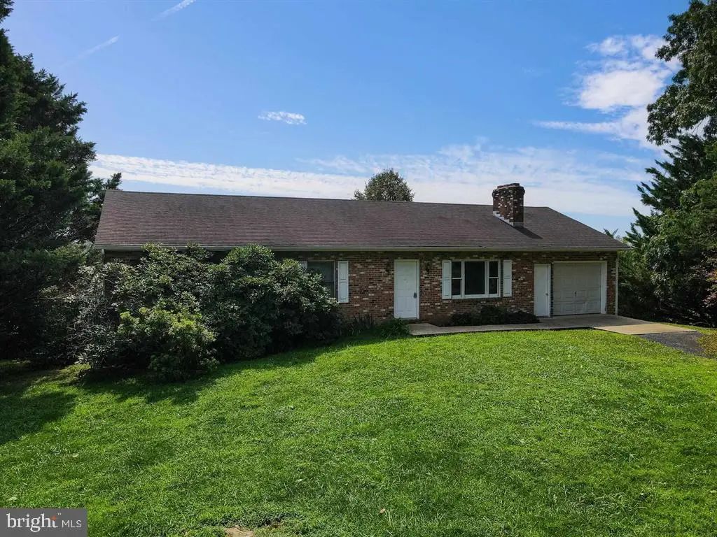 4810 Flat Rock Rd, Quicksburg, VA 22847 - #1