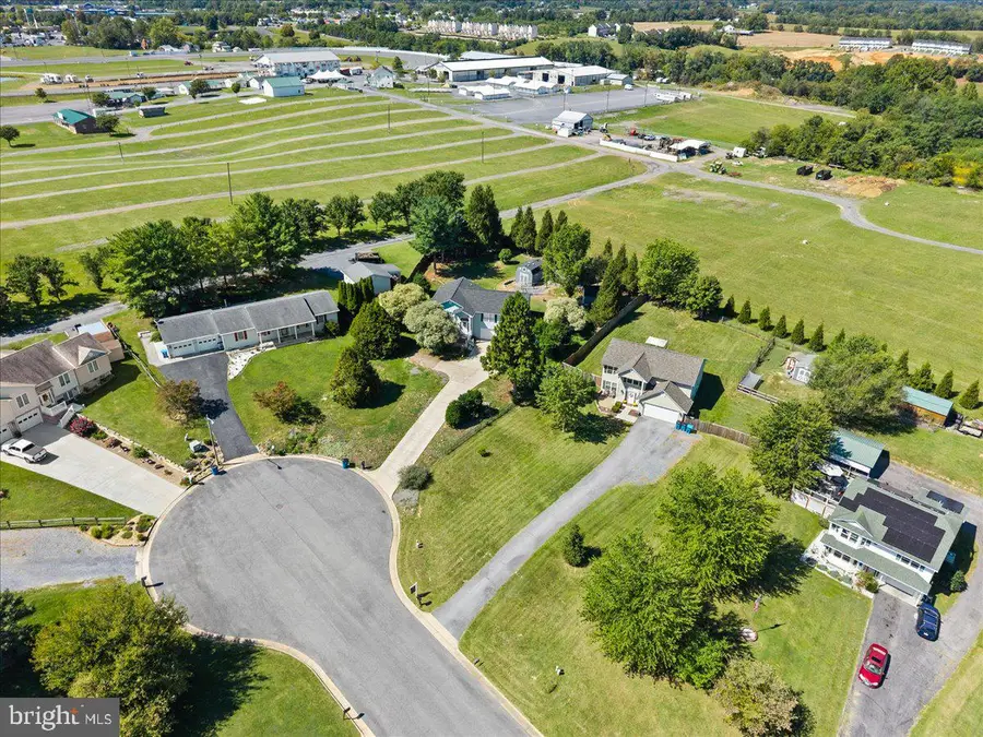 816 Burgess Ct, Woodstock, VA 22664 - #3