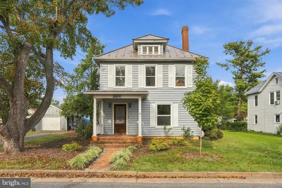 564 W Spring St, Woodstock, VA 22664 - #2