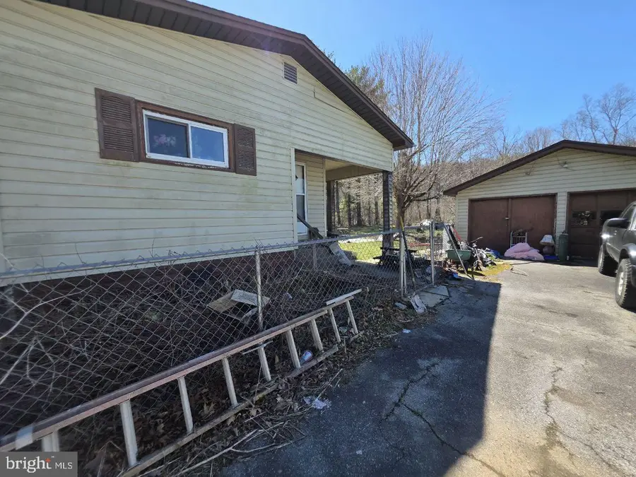 564 Stoney Battery Rd, Marion, VA 24354 - #2