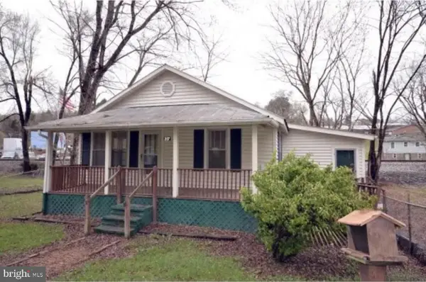 207 Magnolia Ave, GATE CITY, VA 24251