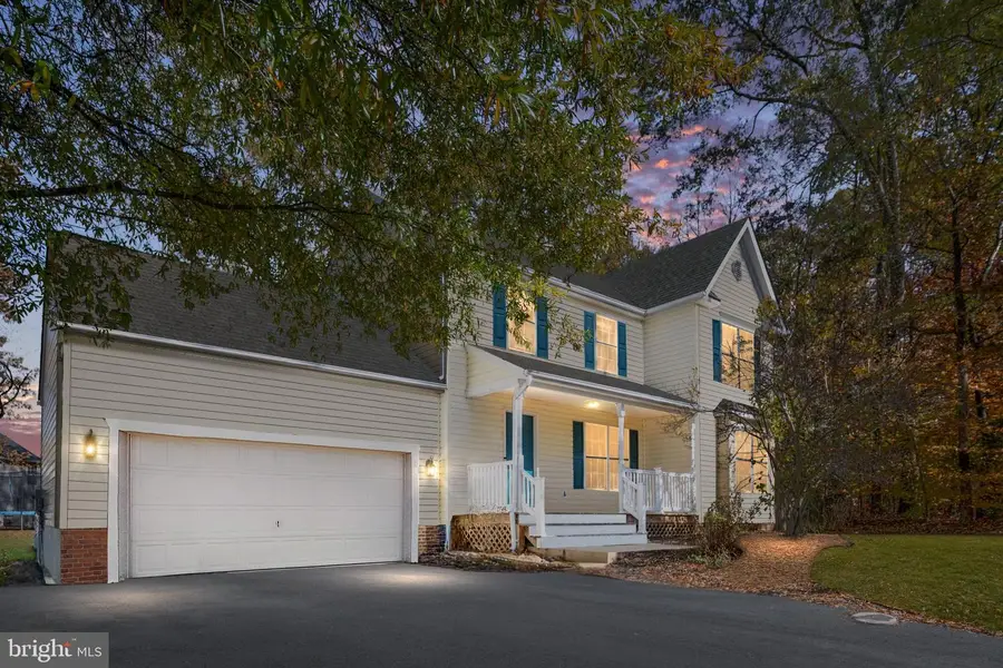 10127 Sharon Springs Dr, Fredericksburg, VA 22408 - Image #2