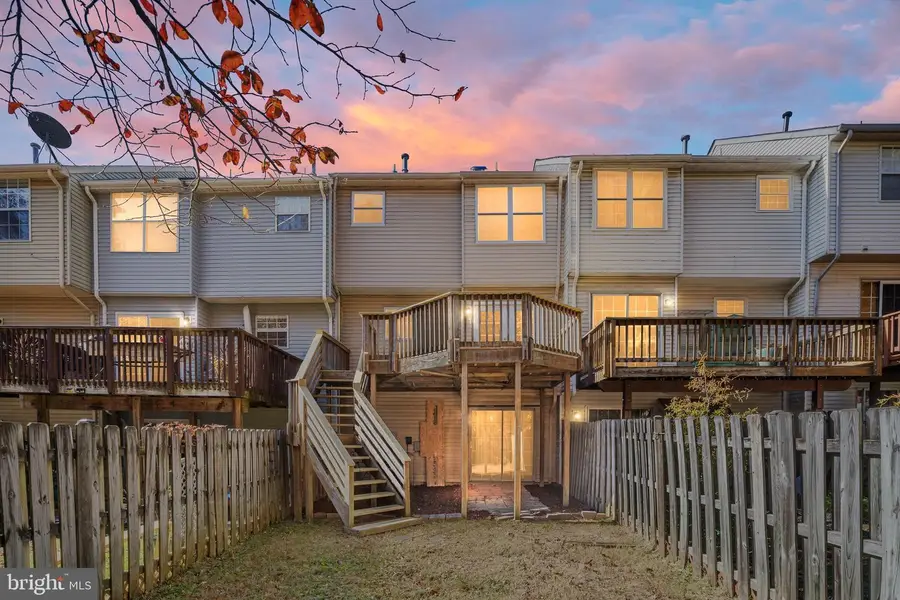 11209 Kings Crest Ct, Fredericksburg, VA 22407 - Image #2