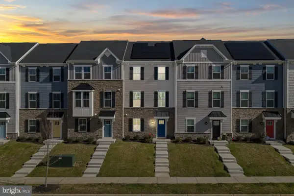 9342 Tanfield Dr, FREDERICKSBURG, VA 22408