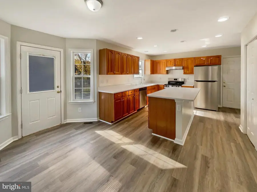 6006 Reagan Dr, Fredericksburg, VA 22407 - Image #2