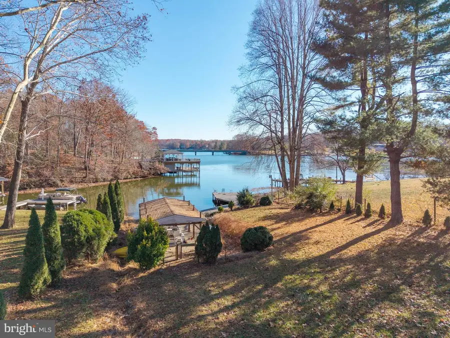 15408 Sunset Harbour Blvd, Mineral, VA 23117 - Image #2