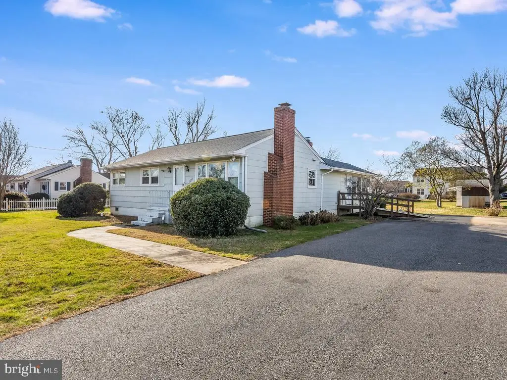 1604 Bragg Rd, Fredericksburg, VA 22407 - Image #1