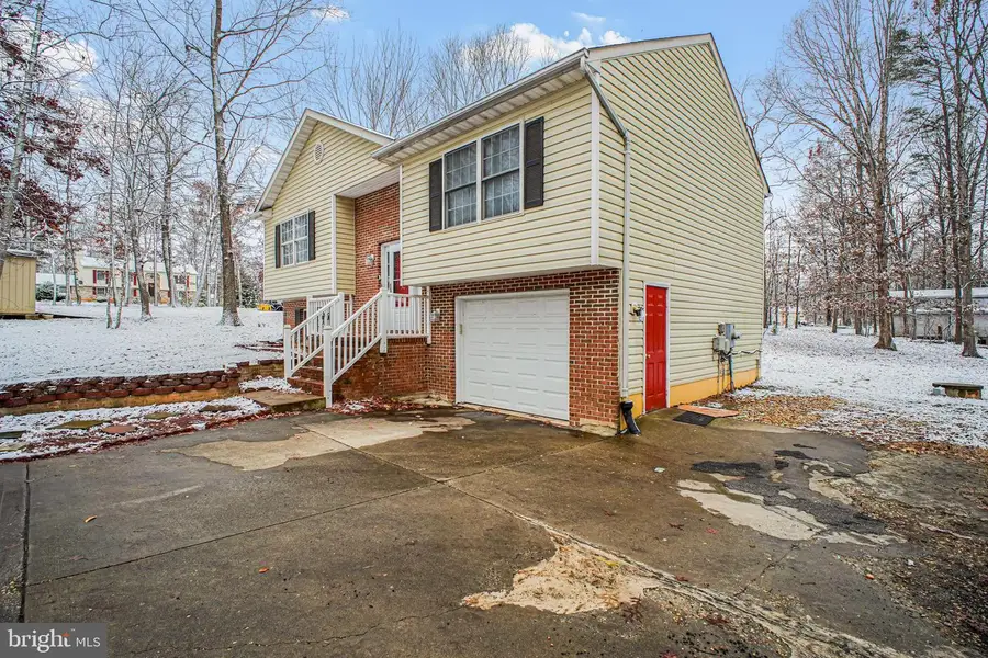 12502 Warren Ln, Spotsylvania, VA 22551 - Image #3