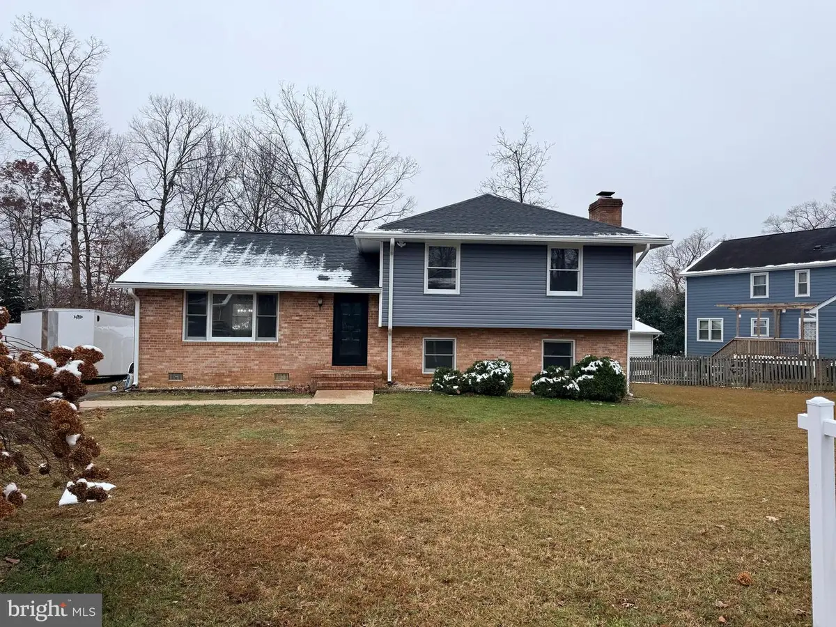 537 Butternut Dr, Fredericksburg, VA 22408 - Image #1