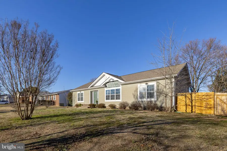 1211 Dewberry Dr, Fredericksburg, VA 22407 - Image #3